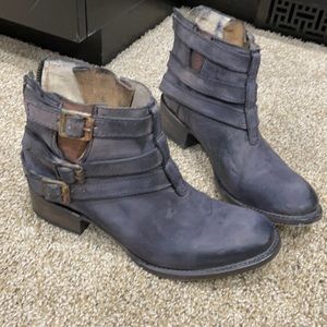 Super cute freebird boots